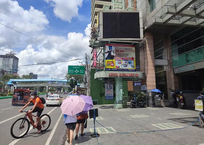 Majestic | Loft Panorama Over Fuente, Mango Cebu